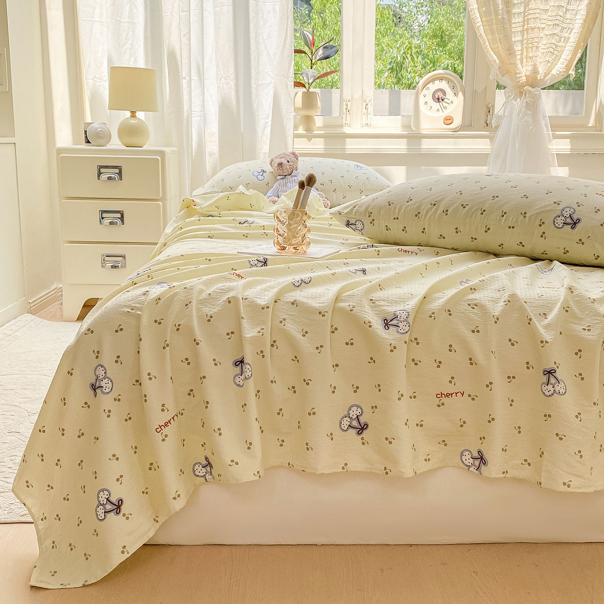 91家纺网 家纺一手货源 找家纺 眠势力 2025新款云感双层纱床单三件套ins奶油风学生宿舍床单四季通用 樱桃丸子