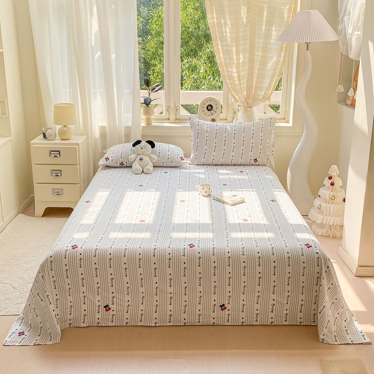 91家纺网 家纺一手货源 找家纺 眠势力 2025新款云感双层纱床单三件套ins奶油风学生宿舍床单四季通用 字母樱桃