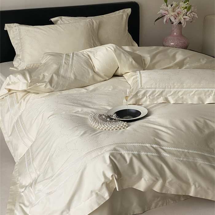 91家纺网 家纺一手货源 找家纺 品家居 2025新款100支高精密长绒棉四件套-岁月静好 浅香槟