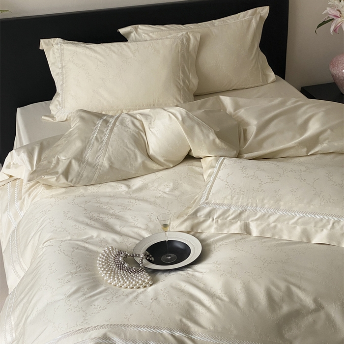 91家纺网 家纺一手货源 找家纺 品家居 2025新款100支高精密长绒棉四件套-岁月静好 浅香槟