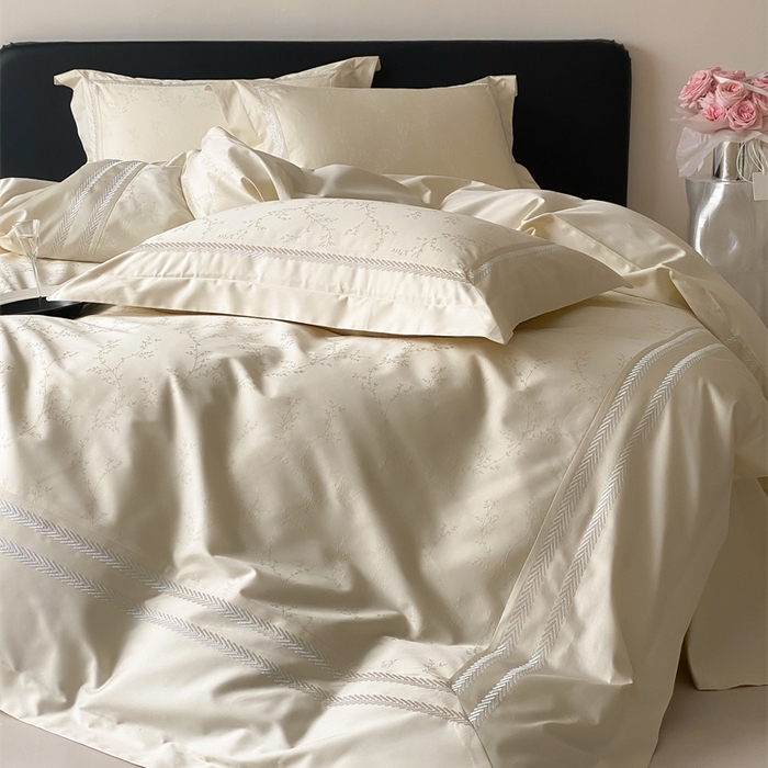 91家纺网 家纺一手货源 找家纺 品家居 2025新款100支高精密长绒棉四件套-岁月静好 浅香槟