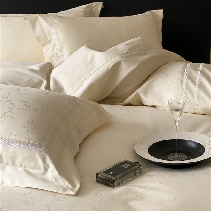 91家纺网 家纺一手货源 找家纺 品家居 2025新款100支高精密长绒棉四件套-岁月静好 浅香槟