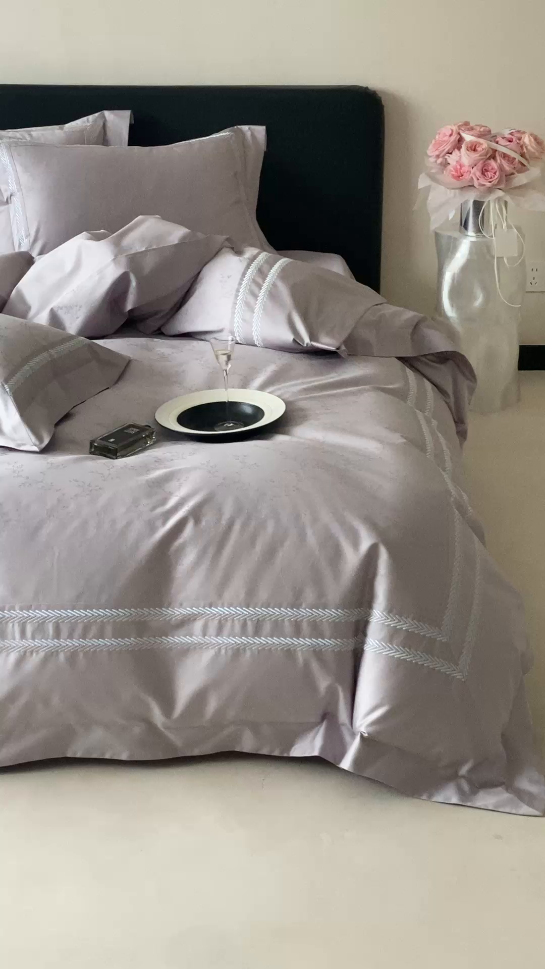 91家纺网 家纺一手货源 找家纺 品家居 2025新款100支高精密长绒棉四件套-岁月静好 香芋紫