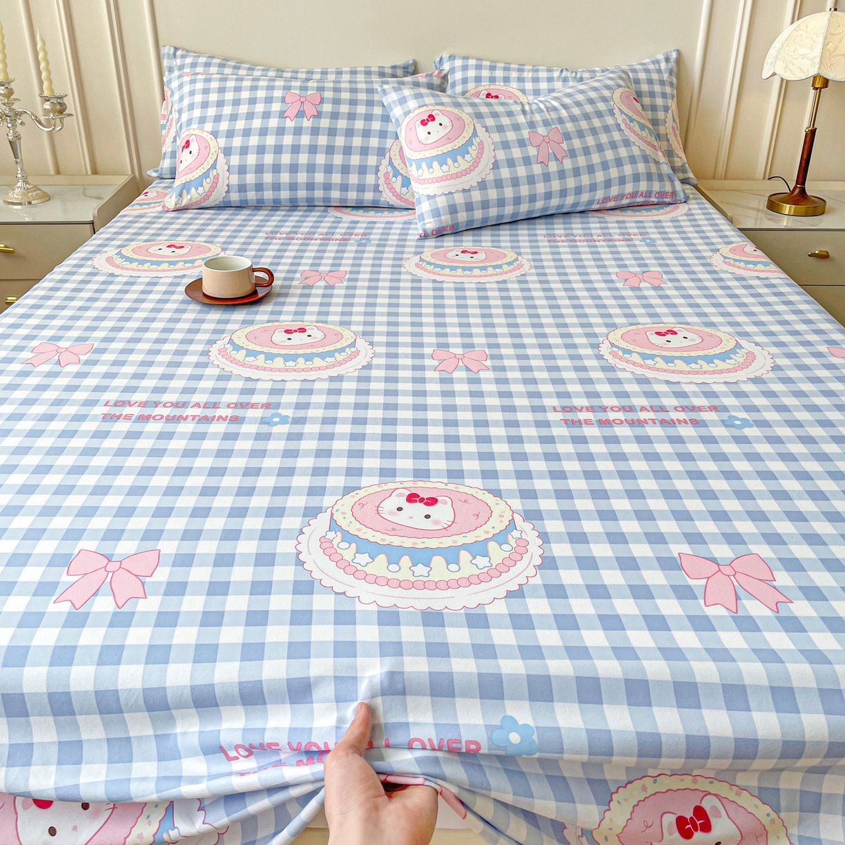 91家纺网 家纺一手货源 找家纺 纽缦家纺 2025新款水洗双层纱床单 蛋糕蓝格kt