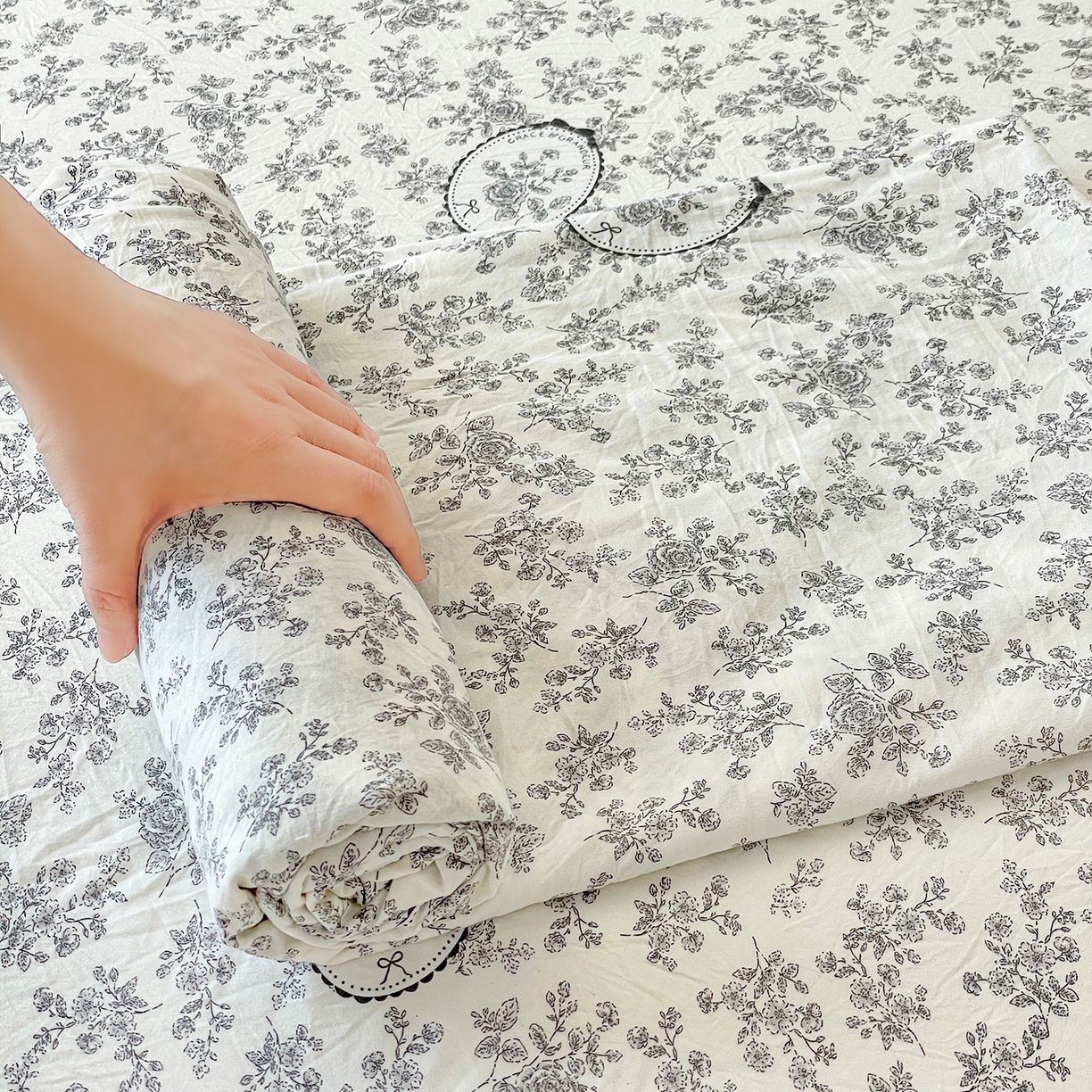 91家纺网 家纺一手货源 找家纺 纽缦家纺 2025新款水洗双层纱床单 花宇时间