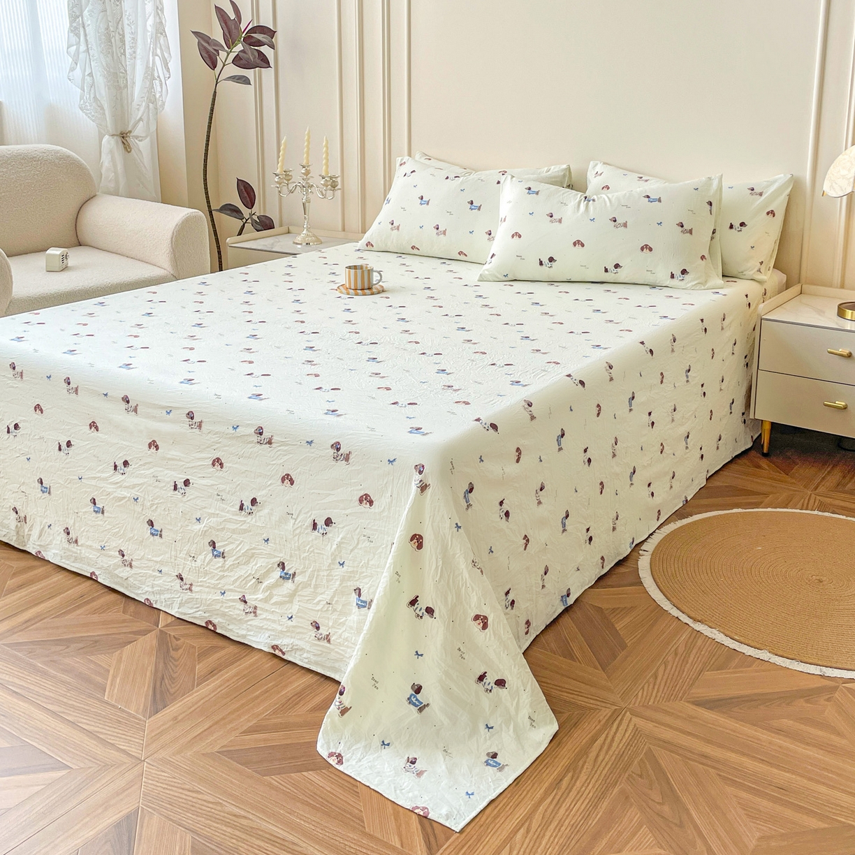 91家纺网 家纺一手货源 找家纺 纽缦家纺 2025新款水洗双层纱床单 可可腊肠犬