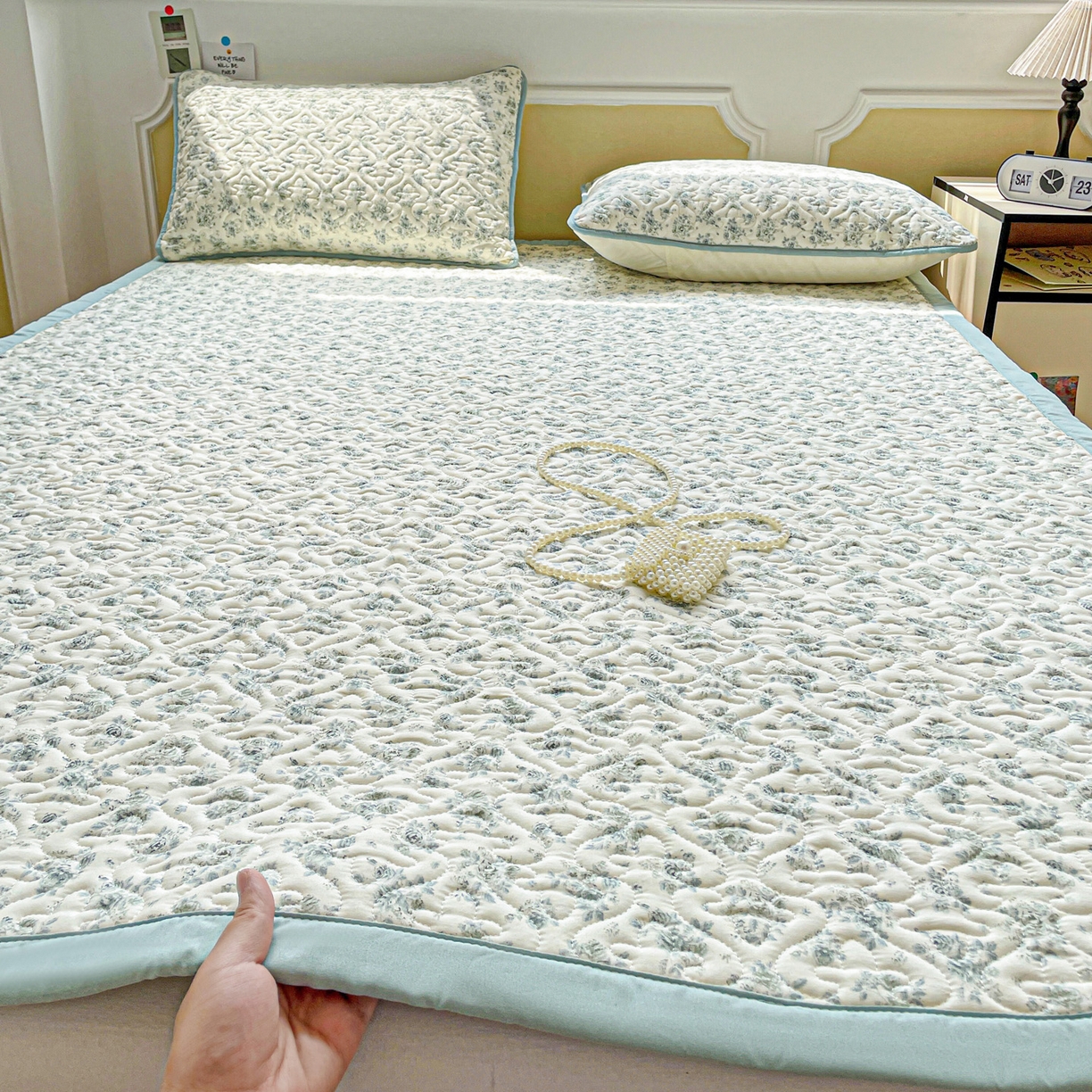 91家纺网 家纺一手货源 找家纺 （总）纽缦家纺 2025新款A类水洗棉学生床垫垫子