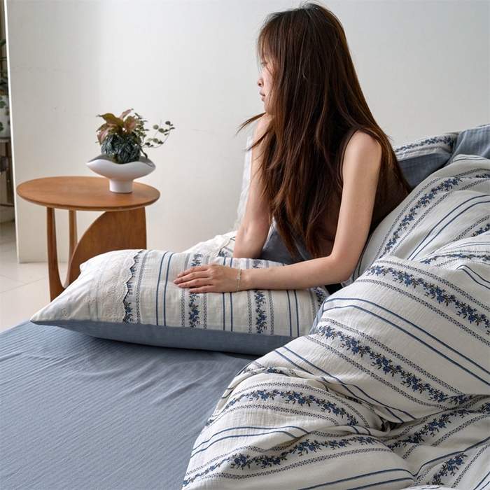 91家纺网 家纺一手货源 找家纺 （总）久典家居 2025新款60S复古色织双层纱提花四件套