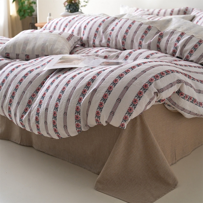 91家纺网 家纺一手货源 找家纺 久典家居 2025新款60S复古色织双层纱提花四件套 礼花颂