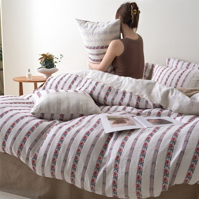 91家纺网 家纺一手货源 找家纺 久典家居 2025新款60S复古色织双层纱提花四件套 礼花颂