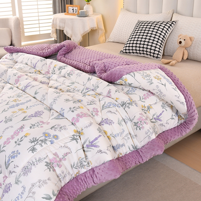 91家纺网 家纺一手货源 找家纺 欧夏被业 2025新款冬被水洗棉豆豆被芯豆豆绒被子学生春秋被供直播 薰衣草