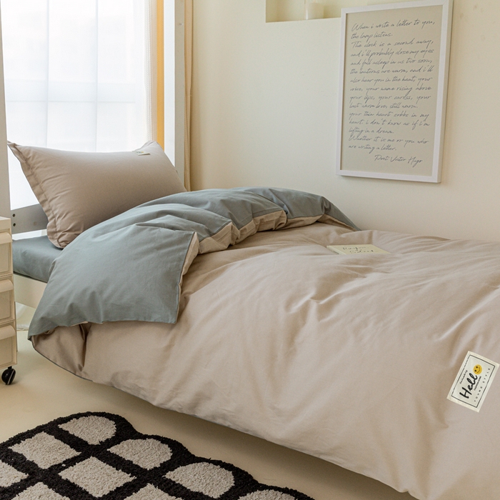 91家纺网 家纺一手货源 找家纺 贝兰仙奴 2025新款13372全棉印花简约学生三件套 卡其