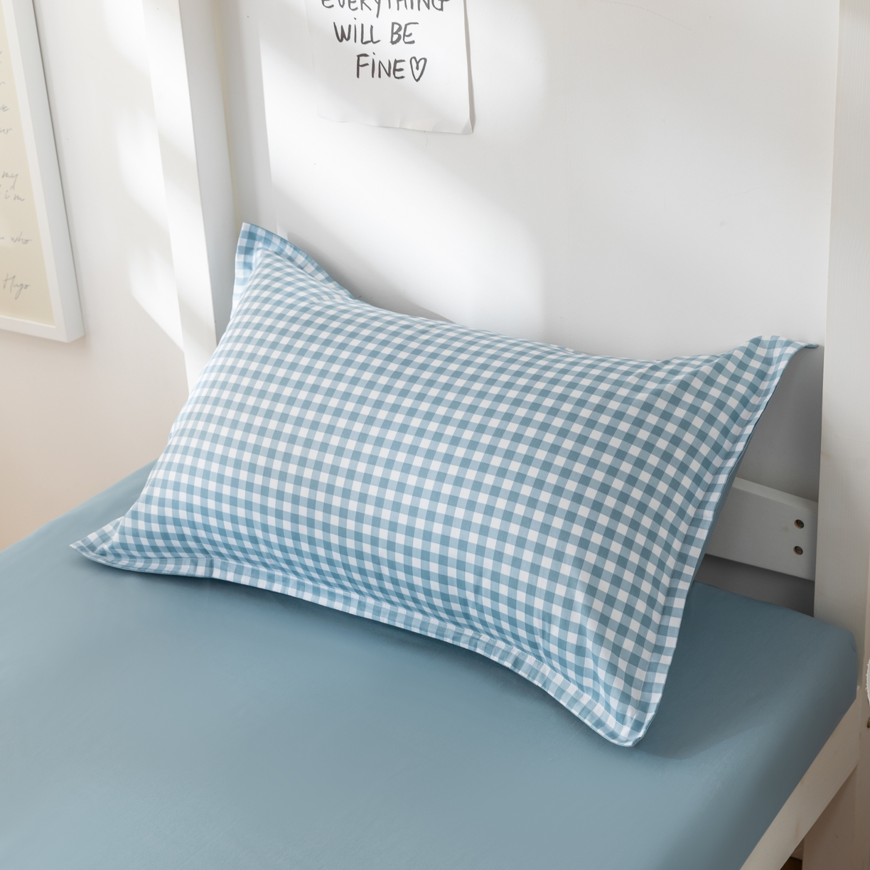 91家纺网 家纺一手货源 找家纺 贝兰仙奴 2025新款13372全棉印花简约学生三件套 蓝小格