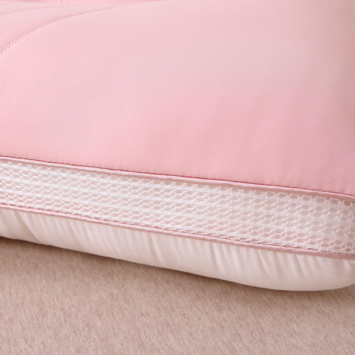 91家纺网 家纺一手货源 找家纺 （总）珍贝家纺 2025新款冰丝护颈枕枕头枕芯