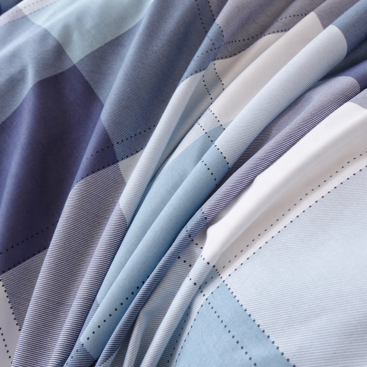 91家纺网 家纺一手货源 找家纺 贝兰仙奴 2025新款13372全棉印花简约学生三件套 蓝大格