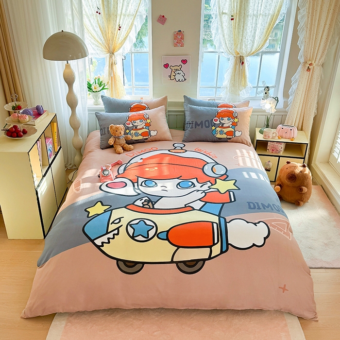 91家纺网 家纺一手货源 找家纺 馨语家居 2025新款全棉双层纱四件套 小小飞行员