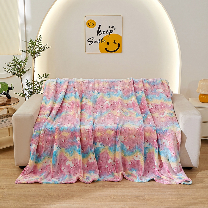 91家纺网 家纺一手货源 找家纺 梦斋家纺 2025新款夜光彩虹独角兽飞马星星法兰绒毛毯 夜光1