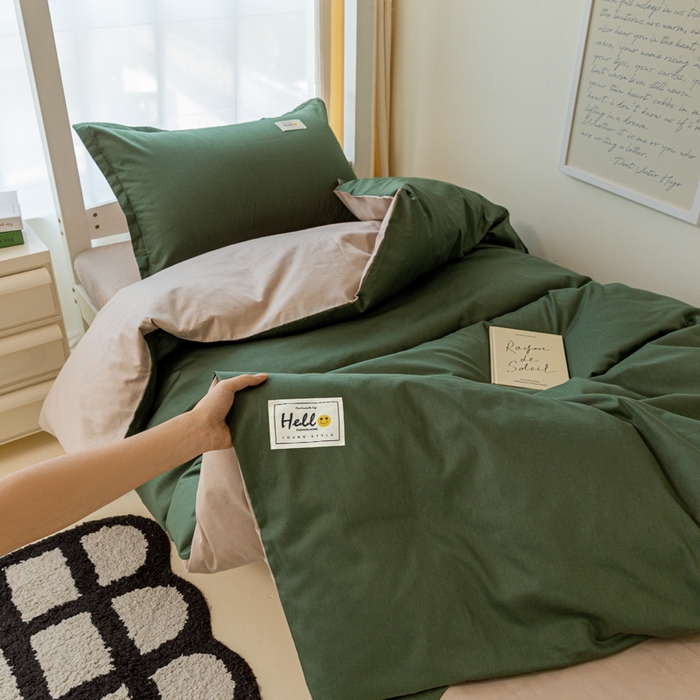 91家纺网 家纺一手货源 找家纺 贝兰仙奴 2025新款13372全棉印花简约学生三件套 果绿卡其