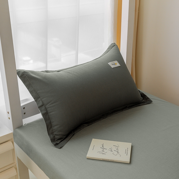 91家纺网 家纺一手货源 找家纺 贝兰仙奴 2025新款13372全棉印花简约学生三件套 深灰