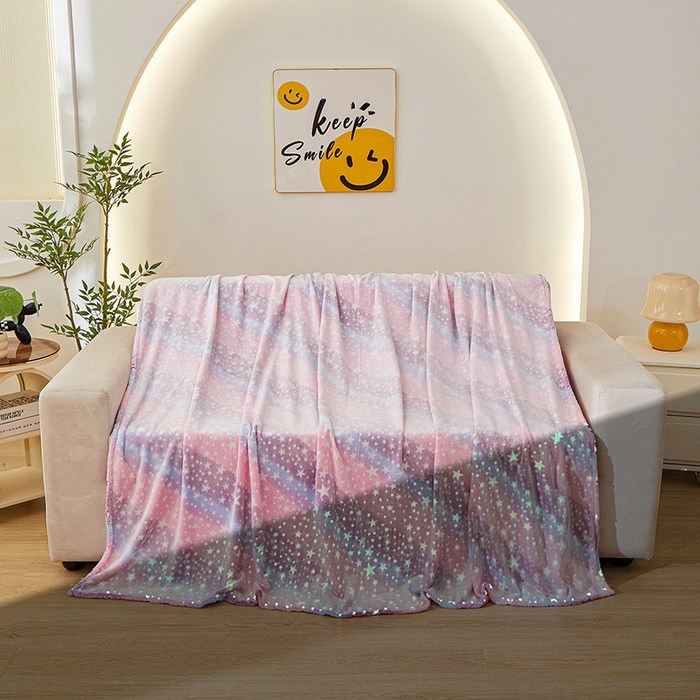 91家纺网 家纺一手货源 找家纺 梦斋家纺 2025新款夜光彩虹独角兽飞马星星法兰绒毛毯 夜光6