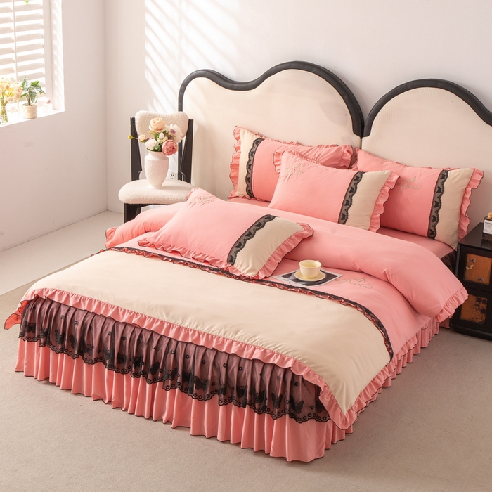 91家纺网 家纺一手货源 找家纺 皇谱家纺  2025新款60sA类水洗棉床裙款四件套-彩蝶之恋 彩蝶之恋-豆沙