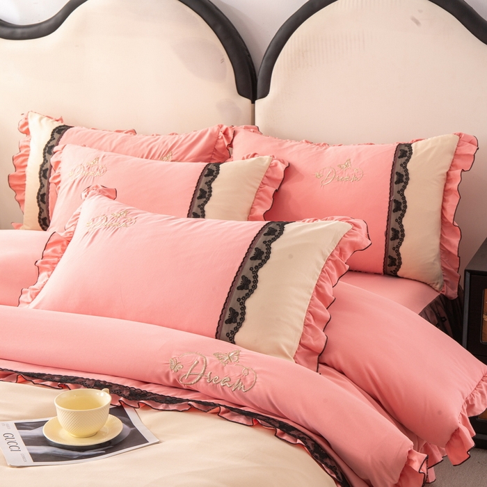 91家纺网 家纺一手货源 找家纺 皇谱家纺  2025新款60sA类水洗棉床裙款四件套-彩蝶之恋 彩蝶之恋-豆沙