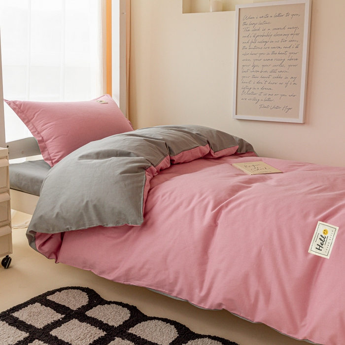 91家纺网 家纺一手货源 找家纺 贝兰仙奴 2025新款13372全棉印花简约学生三件套 粉