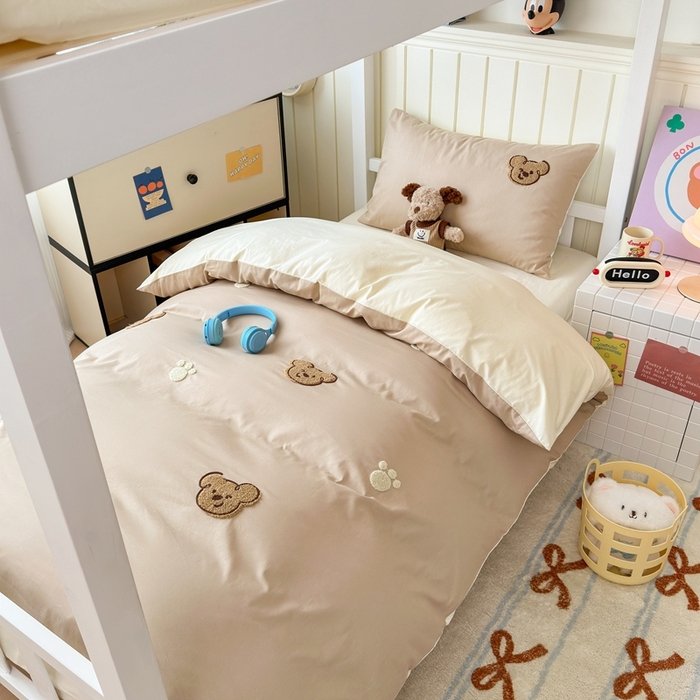 91家纺网 家纺一手货源 找家纺 锦觅 2025新款学生季全棉纯棉毛巾绣三件套奶油小清新刺绣四件套（全文件大图以及买家秀） 萌趣小熊