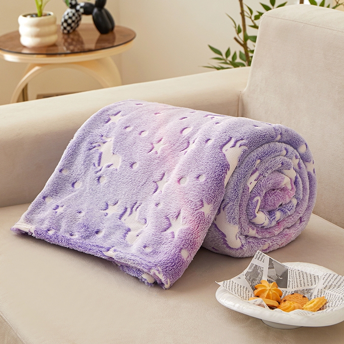 91家纺网 家纺一手货源 找家纺 梦斋家纺 2025新款夜光彩虹独角兽飞马星星法兰绒毛毯 夜光2