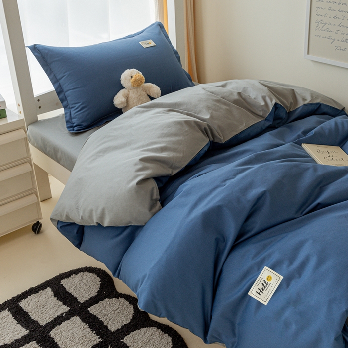 91家纺网 家纺一手货源 找家纺 贝兰仙奴 2025新款13372全棉印花简约学生三件套 牛仔蓝