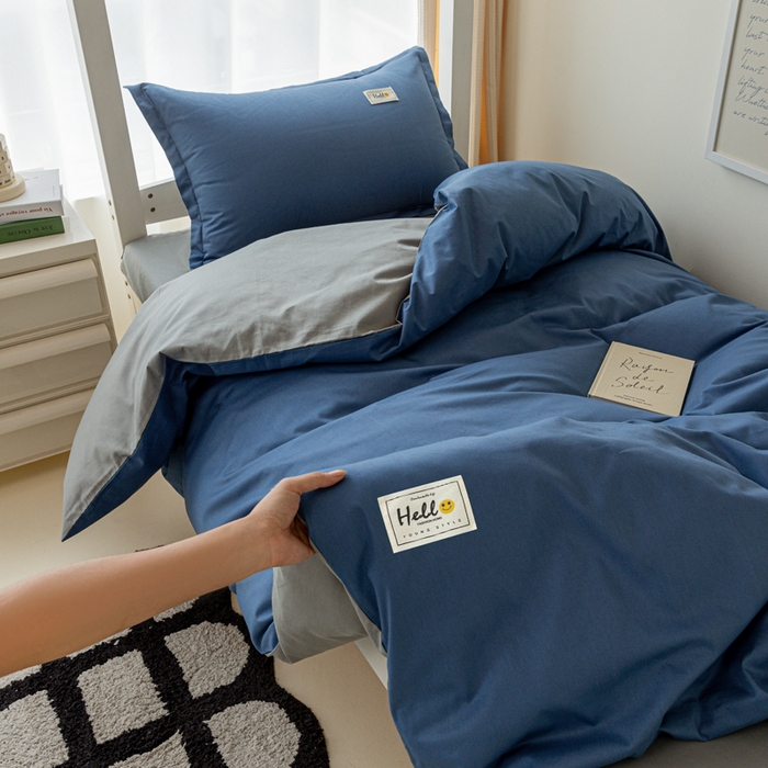 91家纺网 家纺一手货源 找家纺 贝兰仙奴 2025新款13372全棉印花简约学生三件套 牛仔蓝