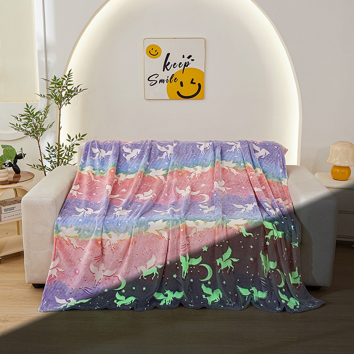 91家纺网 家纺一手货源 找家纺 梦斋家纺 2025新款夜光彩虹独角兽飞马星星法兰绒毛毯 夜光5