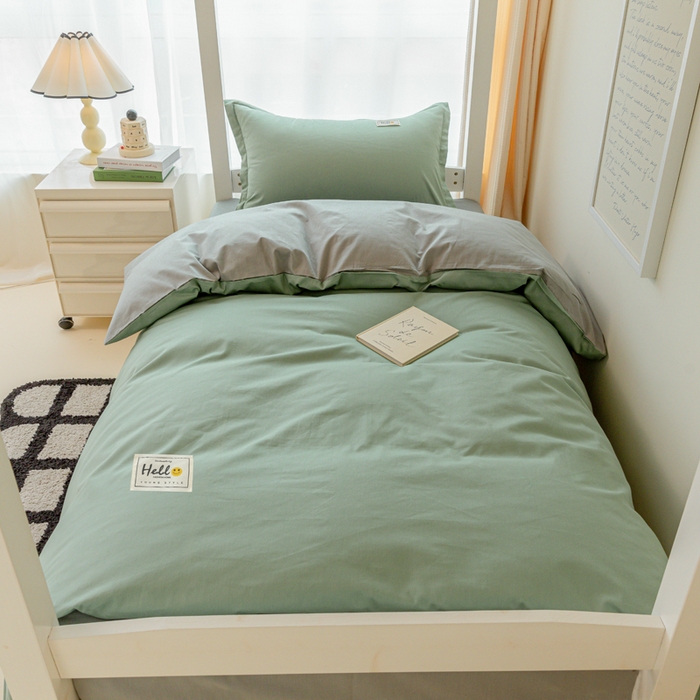 91家纺网 家纺一手货源 找家纺 贝兰仙奴 2025新款13372全棉印花简约学生三件套 抹茶