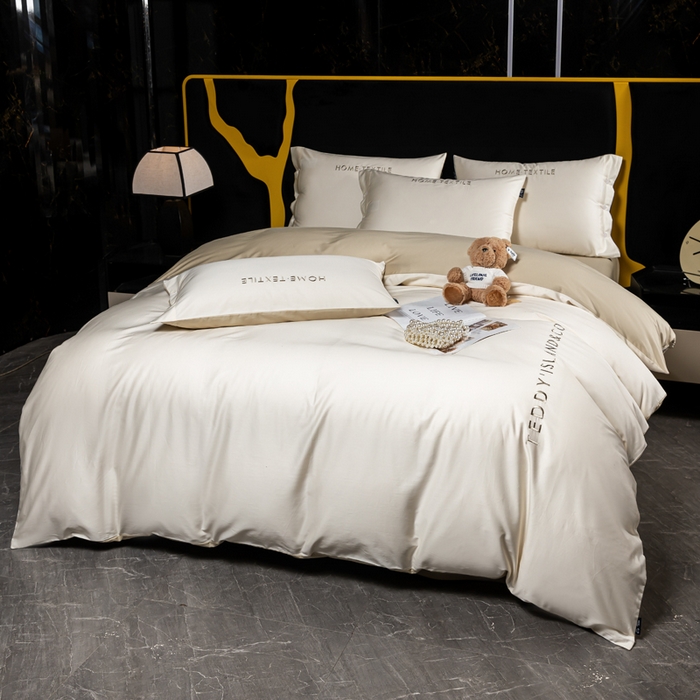 91家纺网 家纺一手货源 找家纺 泰迪爱兰Teddy 2025新款100支（50支）全棉贡缎字母绣花四件套 象牙白+柔和绿