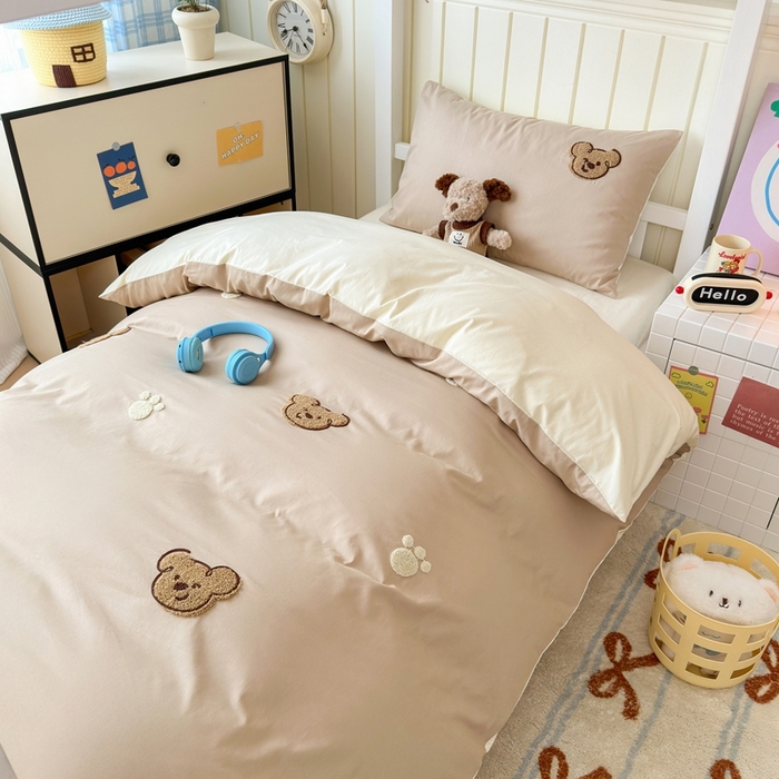 91家纺网 家纺一手货源 找家纺 锦觅 2025新款学生季全棉纯棉毛巾绣三件套奶油小清新刺绣四件套（全文件大图以及买家秀） 萌趣小熊