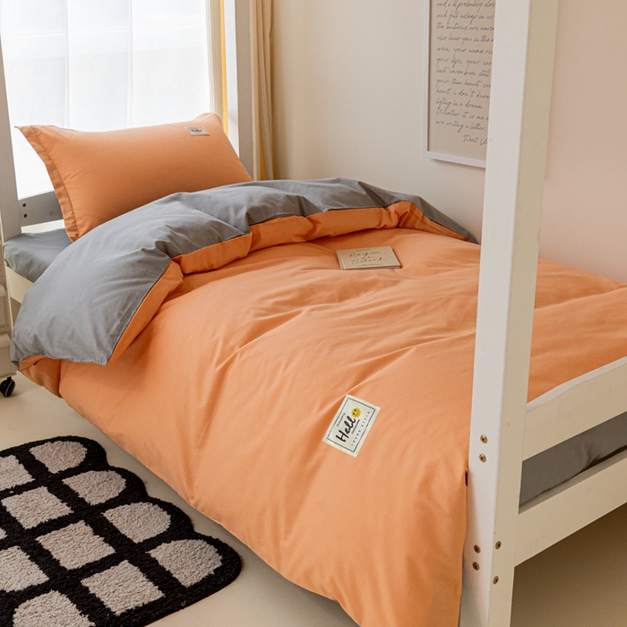 91家纺网 家纺一手货源 找家纺 贝兰仙奴 2025新款13372全棉印花简约学生三件套 橙灰