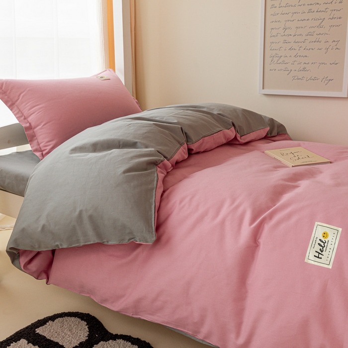 91家纺网 家纺一手货源 找家纺 贝兰仙奴 2025新款13372全棉印花简约学生三件套 粉