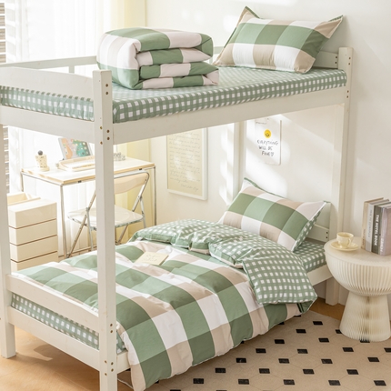 贝兰仙奴 2025新款13372全棉印花简约学生三件套 绿大格