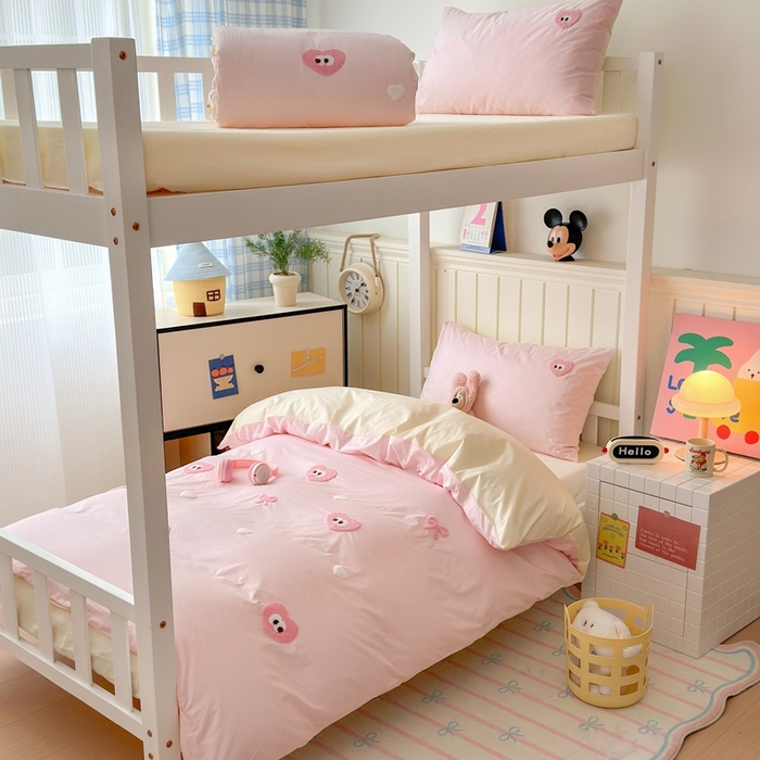 91家纺网 家纺一手货源 找家纺 锦觅 2025新款学生季全棉纯棉毛巾绣三件套奶油小清新刺绣四件套（全文件大图以及买家秀） 大眼爱心