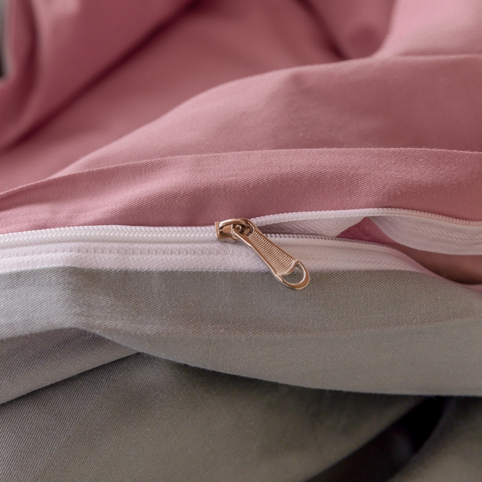 91家纺网 家纺一手货源 找家纺 贝兰仙奴 2025新款13372全棉印花简约学生三件套 豆沙