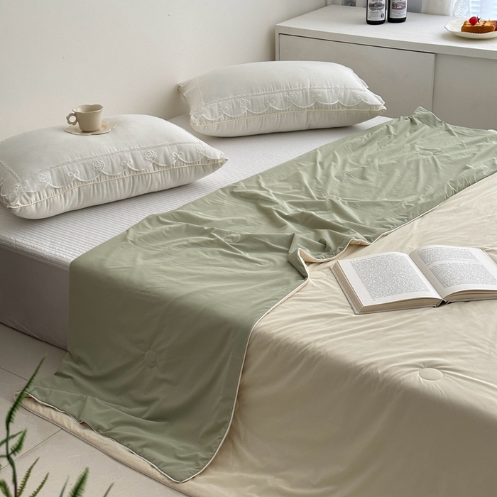 91家纺网 家纺一手货源 找家纺 佰织鑫家居 2025新款科技凉感小冰芯冰皮锦氨凉感丝夏被空调被 双拼柠檬黄