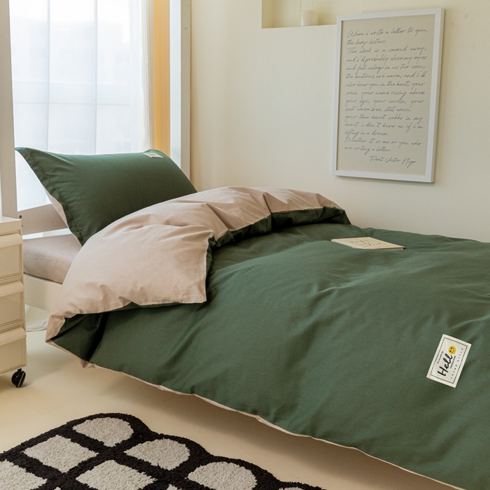 91家纺网 家纺一手货源 找家纺 贝兰仙奴 2025新款13372全棉印花简约学生三件套 果绿卡其