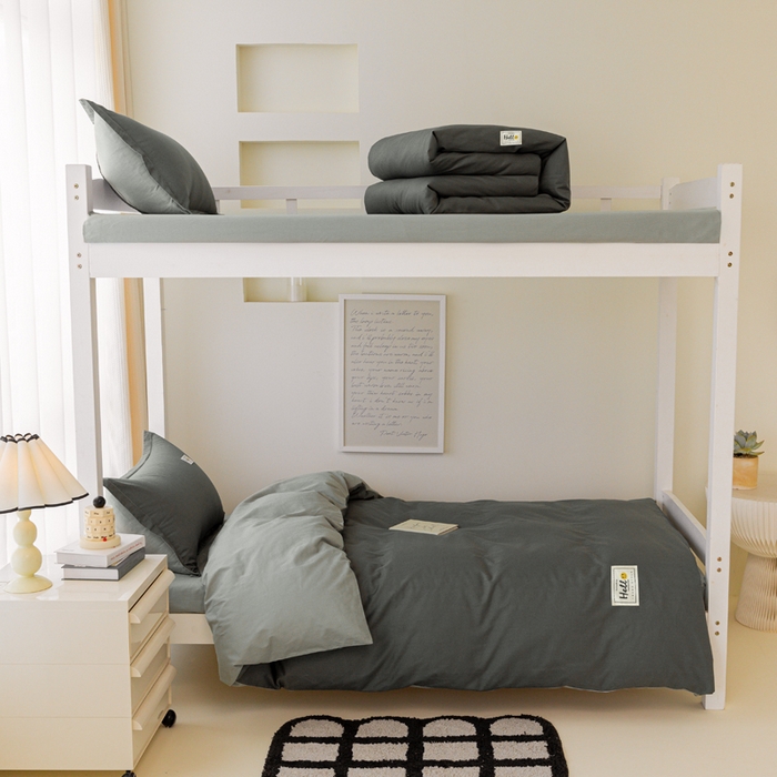 91家纺网 家纺一手货源 找家纺 贝兰仙奴 2025新款13372全棉印花简约学生三件套 深灰