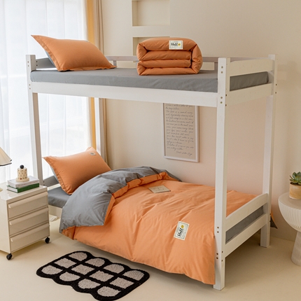 91家纺网 家纺一手货源 找家纺 贝兰仙奴 2025新款13372全棉印花简约学生三件套 橙灰