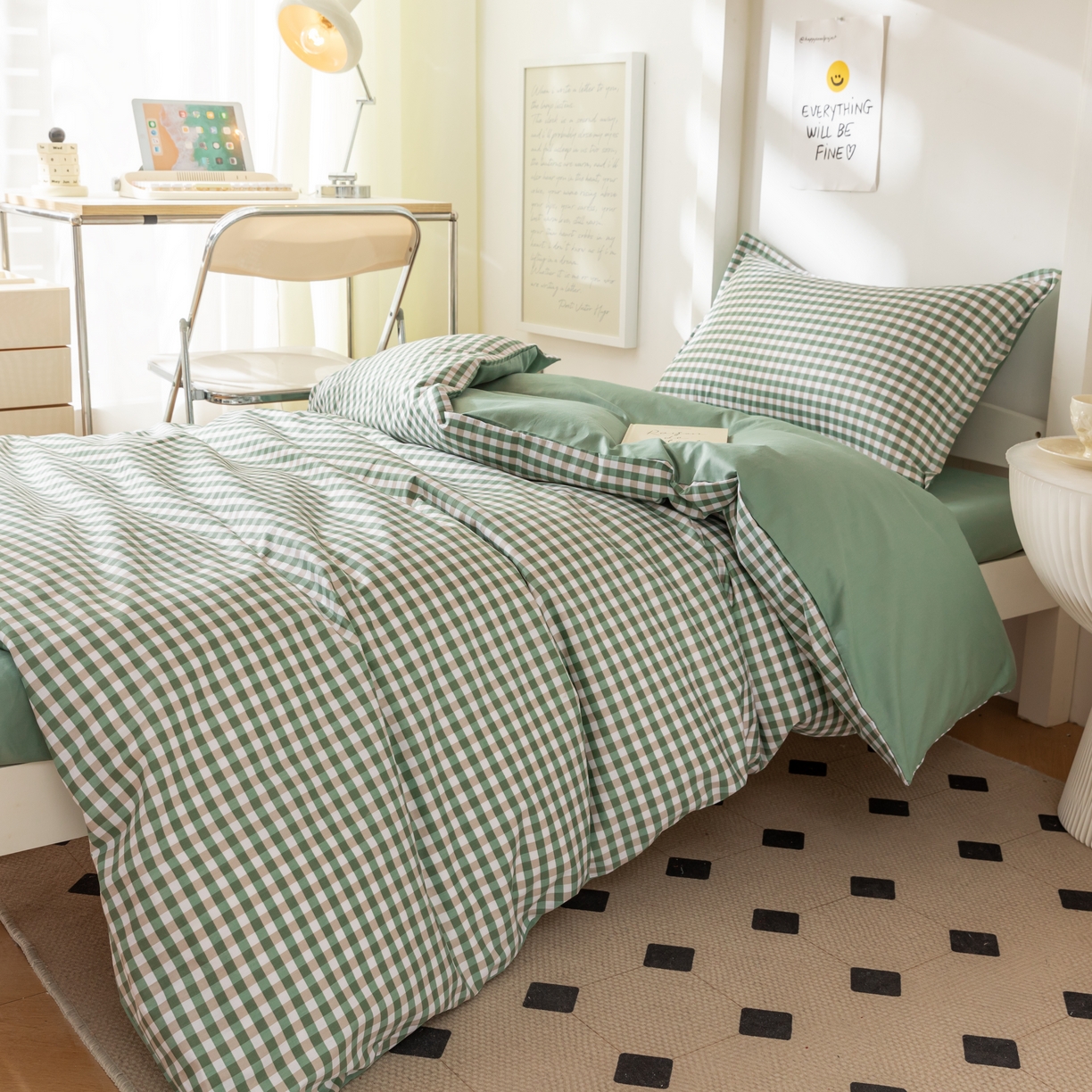 91家纺网 家纺一手货源 找家纺 贝兰仙奴 2025新款13372全棉印花简约学生三件套 绿小格