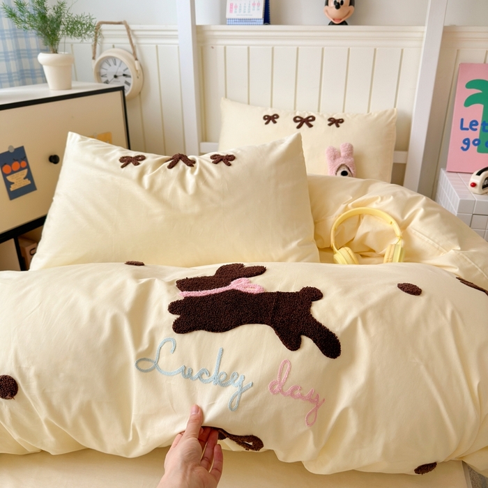 91家纺网 家纺一手货源 找家纺 锦觅 2025新款学生季全棉纯棉毛巾绣三件套奶油小清新刺绣四件套（全文件大图以及买家秀） 奶油兔兔