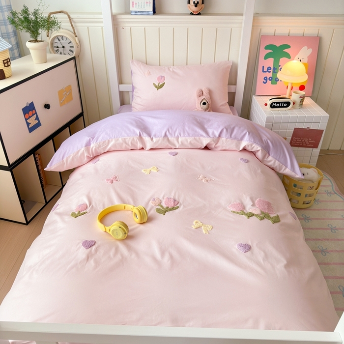 91家纺网 家纺一手货源 找家纺 锦觅 2025新款学生季全棉纯棉毛巾绣三件套奶油小清新刺绣四件套（全文件大图以及买家秀） 蝶恋花（粉紫）