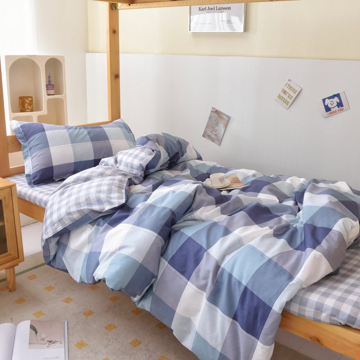 91家纺网 家纺一手货源 找家纺 贝兰仙奴 2025新款13372全棉印花简约学生三件套 蓝大格