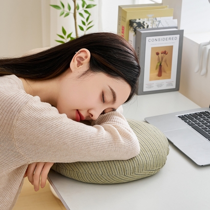 91家纺网 家纺一手货源 找家纺 （总）乐可 2025新款4D条纹午休枕枕头枕芯