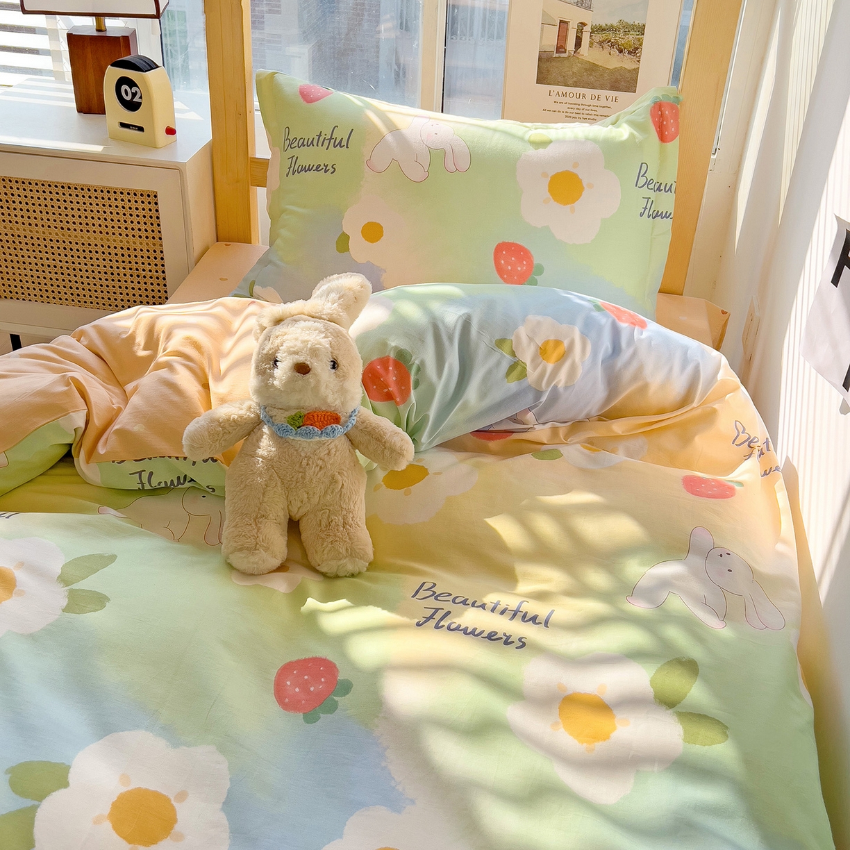 91家纺网 家纺一手货源 找家纺 依庭 2025新款全棉印花学生三件套宿舍三件套全棉三件套纯棉三件套 花蜜草莓